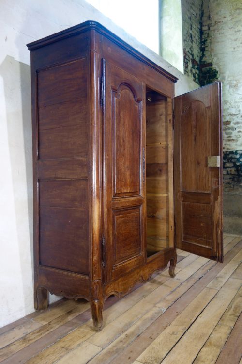 A SMALL 18TH CENTURY FRENCH PROVINCIAL OAK ARMOIRE WARDROBE CUPBOARD - ADDITIONAL PHOTO 4