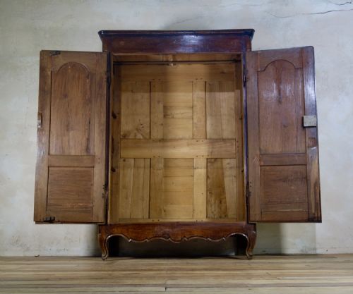 A SMALL 18TH CENTURY FRENCH PROVINCIAL OAK ARMOIRE WARDROBE CUPBOARD - ADDITIONAL PHOTO 9