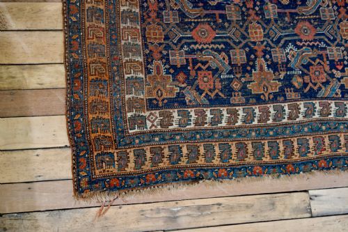 A NORTH WEST PERSIAN RUG - ADDITIONAL PHOTO 10