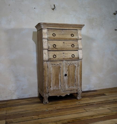 A TALL 18TH CENTURY DUTCH BLEACHED OAK BOMBE SECRTAIRE CABINET - ADDITIONAL PHOTO 11