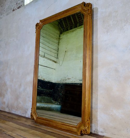 A LARGE 19TH CENTURY FRENCH GILTWOOD WALL FLOOR MIRROR - ADDITIONAL PHOTO 10