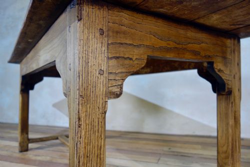 AN EARLY 19TH CENTURY FRENCH ELM FARMHOUSE TABLE REFECTORY KITCHEN DINING - ADDITIONAL PHOTO 1