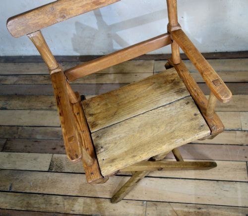 A 19TH CENTURY VERNACULAR PRIMITIVE SIDE CHAIR - ADDITIONAL PHOTO 9