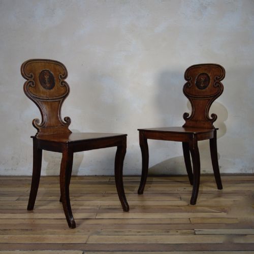 A PAIR OF MAHOGANY REGENCY HALL CHAIRS - ADDITIONAL PHOTO 2