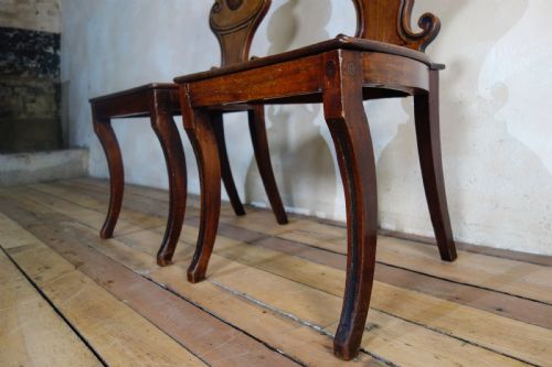 A PAIR OF MAHOGANY REGENCY HALL CHAIRS - ADDITIONAL PHOTO 7
