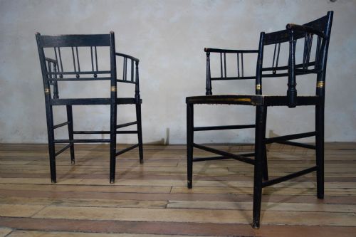 A PAIR OF REGENCY 19TH CENTURY EBONIZED GILDED OPEN ARM CHAIR CANED - ADDITIONAL PHOTO 9