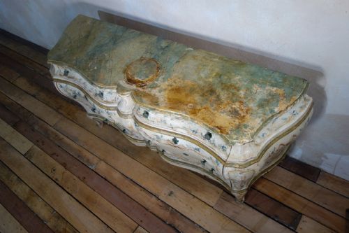 19TH CENTURY ITALIAN VENETIAN PAINTED BOMBE SIDEBOARD COMMODE - ADDITIONAL PHOTO 12