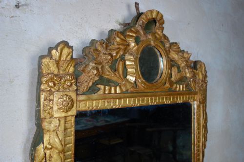 A LARGE FRENCH LOUIS XVI GILTWOOD MIRROR WALL OVERMANTEL - ADDITIONAL PHOTO 7