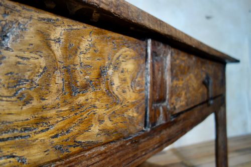 A LARGE 17TH CENTURY SPANISH CHESTNUT SERVING IBERIAN TABLE - ADDITIONAL PHOTO 6