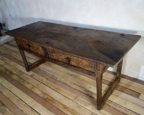 A LARGE 17TH CENTURY SPANISH CHESTNUT SERVING IBERIAN TABLE - ADDITIONAL PHOTO 8