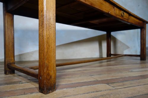 A LARGE 18TH CENTURY FRENCH OAK FARMHOUSE REFECTORY TABLE - ADDITIONAL PHOTO 4
