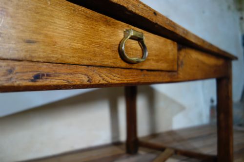 A LARGE 18TH CENTURY FRENCH OAK FARMHOUSE REFECTORY TABLE - ADDITIONAL PHOTO 6