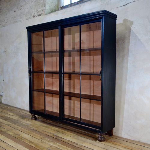 A 19TH CENTURY EBONISED GLAZED SLIDING DOOR APOTHECARY CABINET KITCHEN PAINTED - ADDITIONAL PHOTO 5