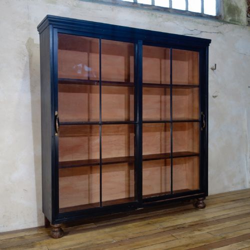 A 19TH CENTURY EBONISED GLAZED SLIDING DOOR APOTHECARY CABINET KITCHEN PAINTED - ADDITIONAL PHOTO 13
