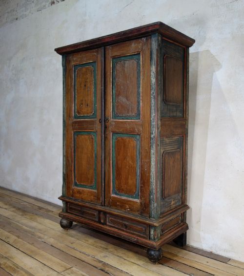 A SMALL 19TH CENTURY FOLK ART PAINTED CUPBOARD - ADDITIONAL PHOTO 1