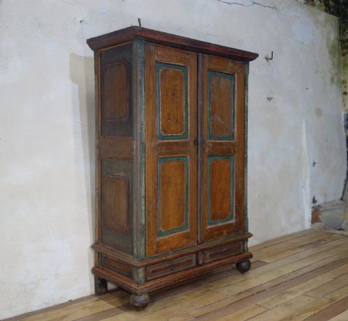 A SMALL 19TH CENTURY FOLK ART PAINTED CUPBOARD - ADDITIONAL PHOTO 5