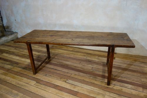 AN 18TH CENTURY FRENCH PRIMITIVE CHERRYWOOD FARMHOUSE TABLE VERNACULAR - ADDITIONAL PHOTO 7