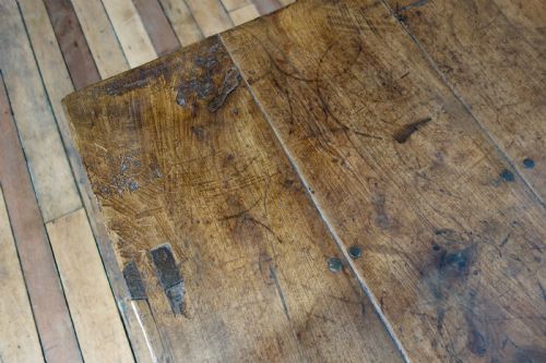 AN 18TH CENTURY FRENCH PRIMITIVE CHERRYWOOD FARMHOUSE TABLE VERNACULAR - ADDITIONAL PHOTO 10