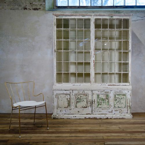 A LARGE 19TH CENTURY PAINTED GLAZED BOOKCASE CABINET - ADDITIONAL PHOTO 12