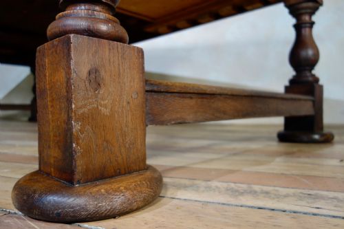 A LARGE HISTORICALLY IMPORTANT 19TH CENTURY OAK REFECTORY DINING TABLE MUSEUM - ADDITIONAL PHOTO 2