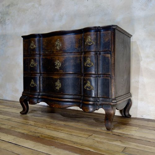 A LARGE 18TH CENTURY DANISH BAROQUE EBONISED COMMODE - ADDITIONAL PHOTO 7
