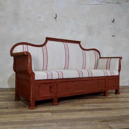 19TH CENTURY PAINTED GUSTAVIAN SOFA IN ORIGINAL FALU RED PAINT - ADDITIONAL PHOTO 7