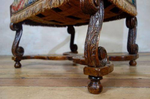 17TH CENTURY WALNUT OPEN ARMCHAIR NATIONAL TRUST IN POINTE D'HONGERIE NEEDLEWORK - ADDITIONAL PHOTO 10