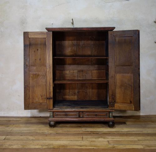 A SMALL 19TH CENTURY FOLK ART PAINTED CUPBOARD - ADDITIONAL PHOTO 12