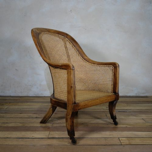 A REGENCY 19TH CENTURY CANED BERGERE LIBRARY TUB CHAIR GILLOWS MANNER - ADDITIONAL PHOTO 13