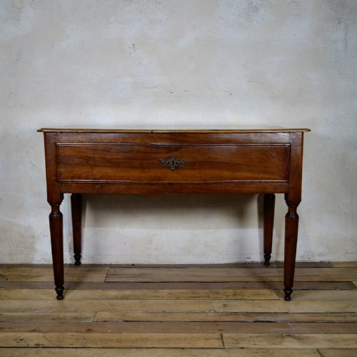a late 18th century walnut italian serpentine console table - CATEGORY: ANTIQUE TABLES - DATED 19TH CENTURY