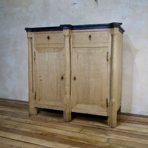 A LARGE TALL EARLY 19TH CENTURY FRENCH BLEACHED OAK EMPIRE SIDE CABINET CUPBOARD - ADDITIONAL PHOTO 4