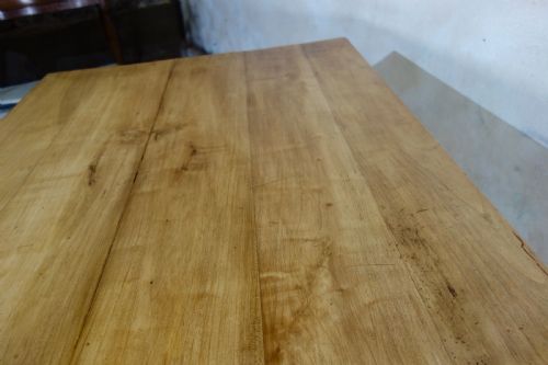 A 19TH CENTURY FRENCH FRUITWOOD FARMHOUSE TABLE - ADDITIONAL PHOTO 13