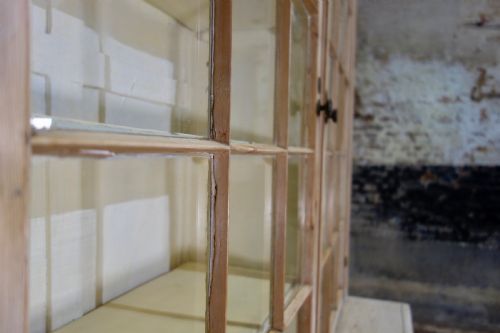 A 19TH CENTURY GOTHIC BLEACHED PINE GLAZED CABINET BOOKCASE - ADDITIONAL PHOTO 14