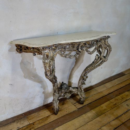 AN 18TH CENTURY FRENCH MARBLE TOP CONSOLE TABLE - ADDITIONAL PHOTO 14