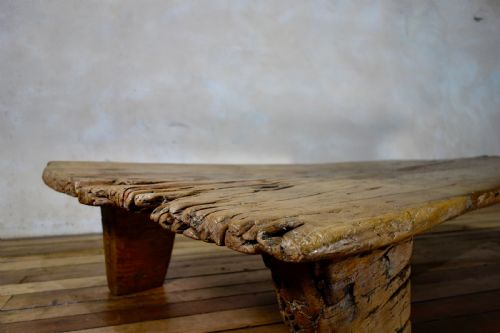 A SUPERB 19TH CENTURY LARGE SINGLE PLANK COFFEE TABLE - ADDITIONAL PHOTO 2