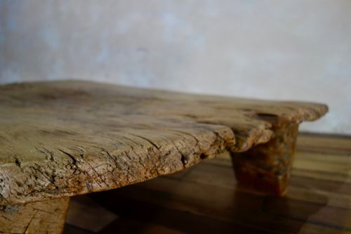 A SUPERB 19TH CENTURY LARGE SINGLE PLANK COFFEE TABLE - ADDITIONAL PHOTO 11