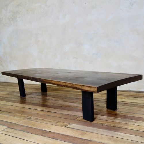 A LARGE SCALE 19TH CENTURY HARDWOOD COFFEE LOW TABLE - ADDITIONAL PHOTO 3