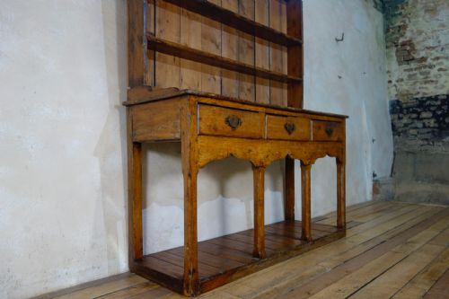 18TH CENTURY FARMHOUSE FRUITWOOD AND PINE POT BOARD KITCHEN DRESSER PLATE RACK - ADDITIONAL PHOTO 2