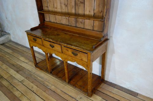 18TH CENTURY FARMHOUSE FRUITWOOD AND PINE POT BOARD KITCHEN DRESSER PLATE RACK - ADDITIONAL PHOTO 10