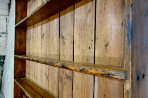18TH CENTURY FARMHOUSE FRUITWOOD AND PINE POT BOARD KITCHEN DRESSER PLATE RACK - ADDITIONAL PHOTO 13