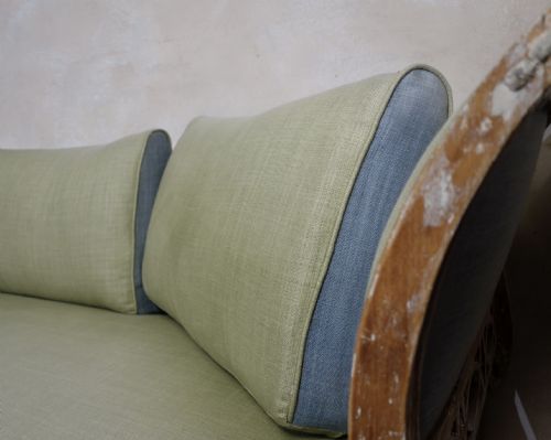 AN ELEGANT 18TH CENTURY GUSTAVIAN SWEDISH DRY SCRAPED SOFA LINDOME CIRCA 1790 - ADDITIONAL PHOTO 9