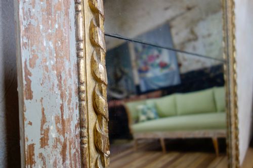 A TALL 19TH CENTURY ORIGINAL PAINTED SWEDISH TRUMEAU MIRROR - ADDITIONAL PHOTO 6
