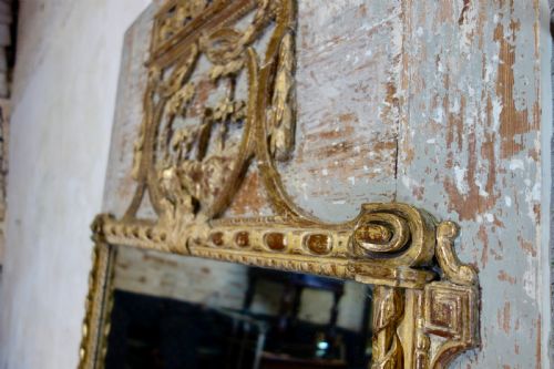 A TALL 19TH CENTURY ORIGINAL PAINTED SWEDISH TRUMEAU MIRROR - ADDITIONAL PHOTO 1