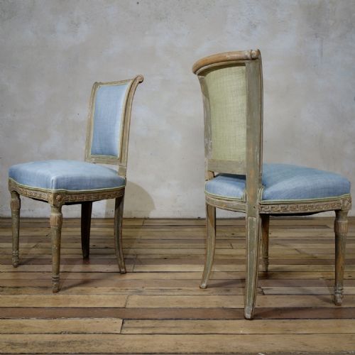 A PAIR OF FRENCH 19TH CENTURY LOUIS XVI STYLE UPHOLSTERED SERPENTINE SIDE CHAIRS - ADDITIONAL PHOTO 9