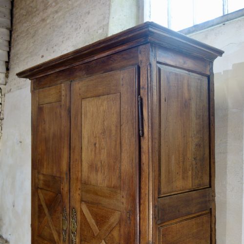 A CHARMING LATE 18TH CENTURY FRENCH PROVINCIAL OAK ARMOIRE WARDROBE - ADDITIONAL PHOTO 5