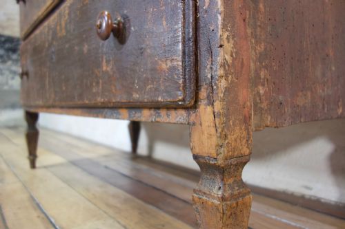 AN 18TH CENTURY NORTH ITALIAN ORIGINAL RED PAINTED COMMODE CHEST OF DRAWERS - ADDITIONAL PHOTO 11