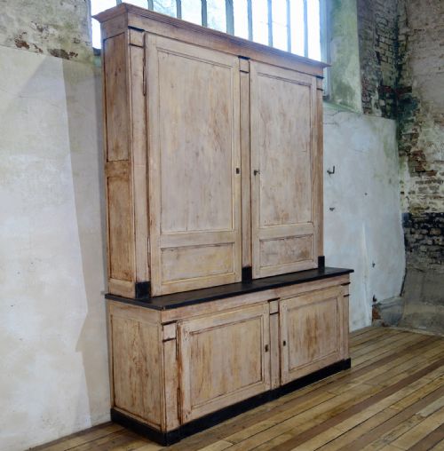 A LARGE 19TH CENTURY FRENCH ORIGINAL PAINTED CUPBOARD - ADDITIONAL PHOTO 2