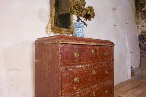 AN 18TH CENTURY GUSTAVIAN ORIGINAL PAINTED COMMODE RED - ADDITIONAL PHOTO 2