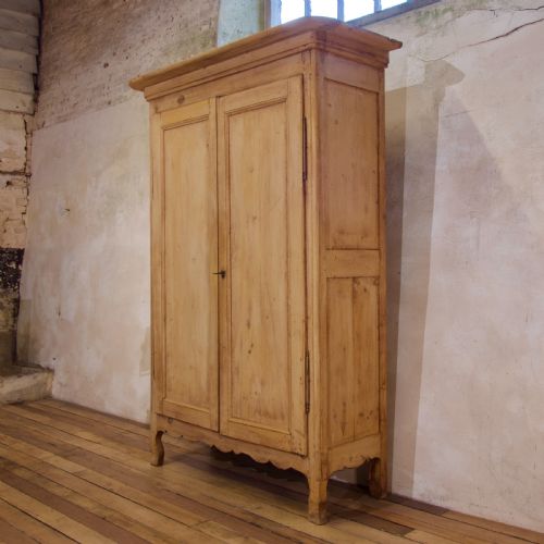 AN EARLY 19TH CENTURY FRENCH ORIGINAL PAINTED PROVINCIAL CUPBOARD ARMOIRE - ADDITIONAL PHOTO 6
