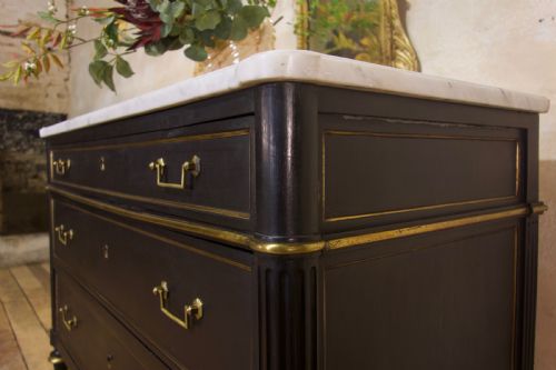 A LATE 19TH CENTURY LOUIS XVI STYLE THREEDRAWER COMMODE EBONISED MARBLE TOP - ADDITIONAL PHOTO 10